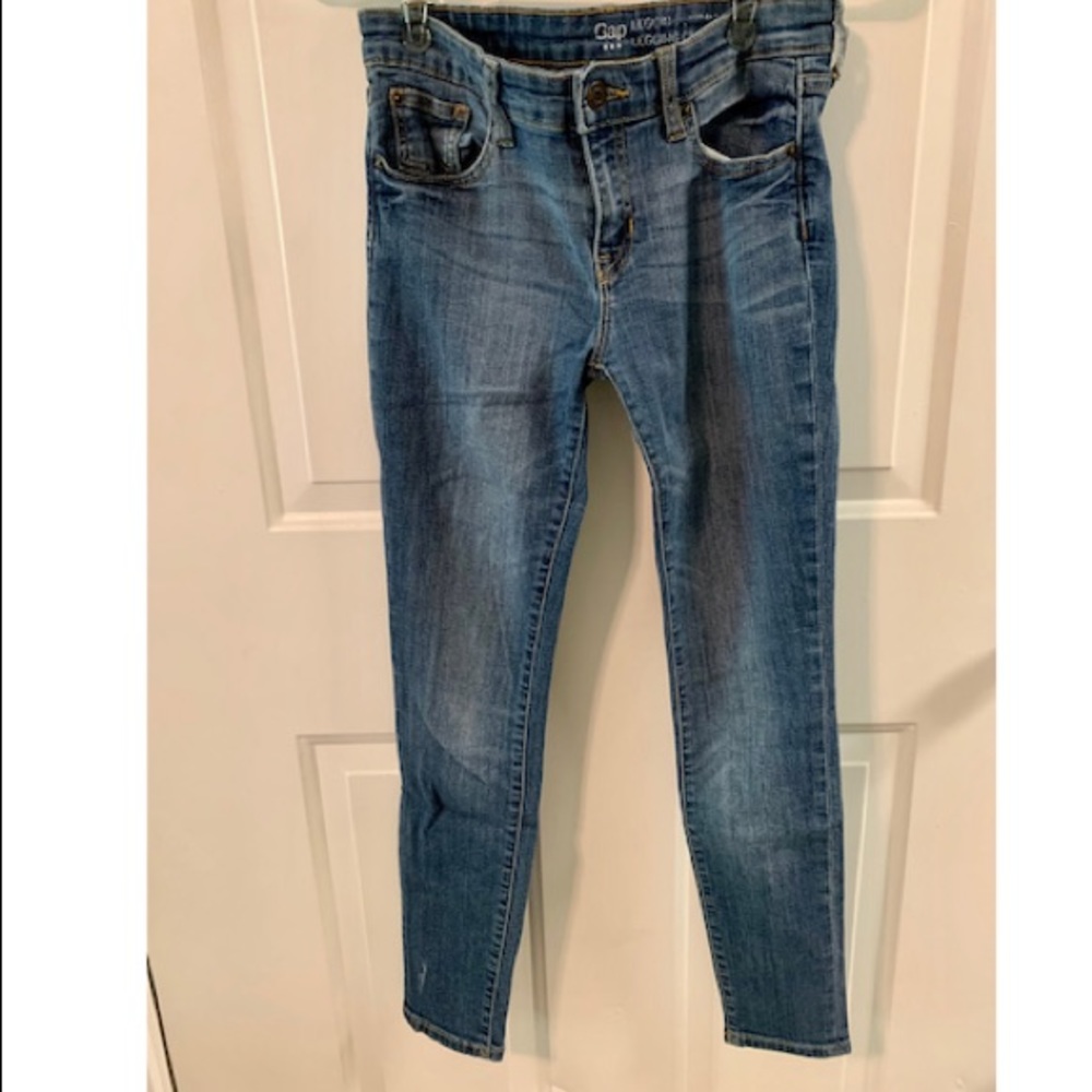 Medium wash skinny jeans gap